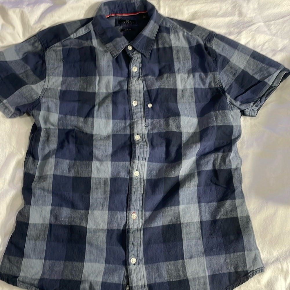 Industry Men’s Slim Fit Short Sleeve Casual Button Down Shirt Size XL